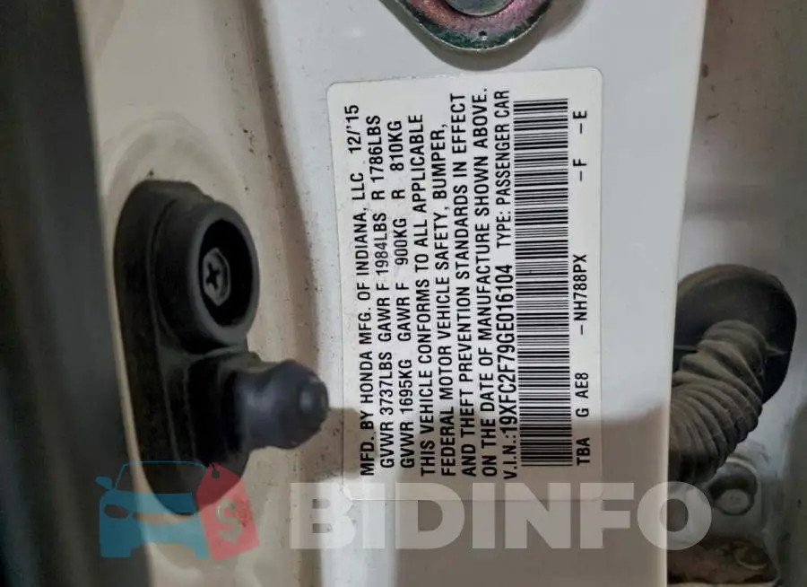 19XFC2F79GE016104 Photo# 12
