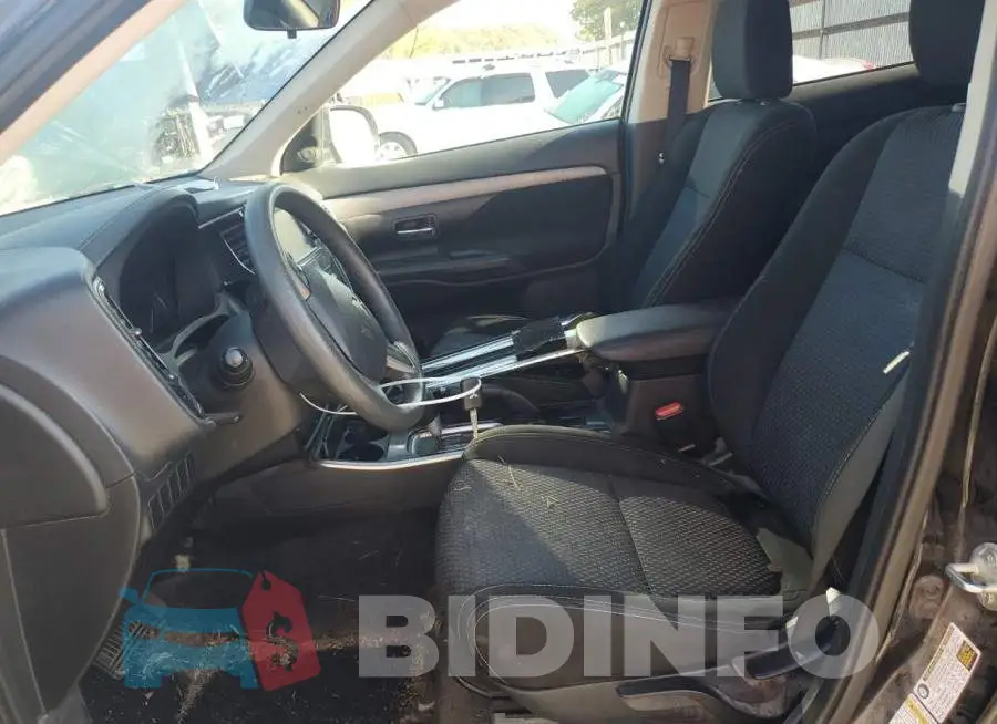 JA4AD2A37JZ007211 Photo# 7