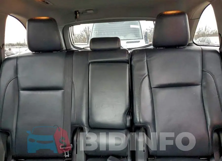 5TDJZRFH3JS912115 Photo# 10