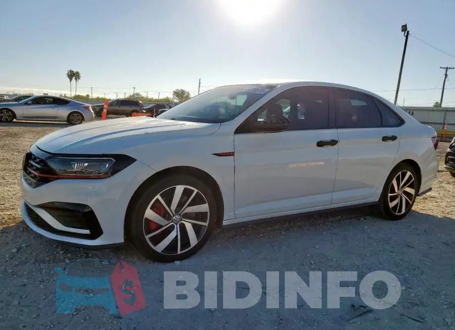 3VW5T7BU1MM104485 Photo# 1
