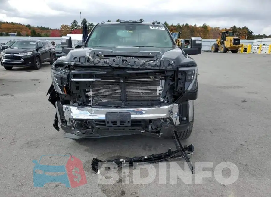 1GT49NEY9RF433748 Photo# 5