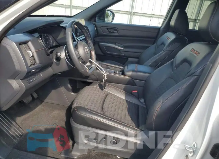 5N1DR3BD9PC269353 Photo# 7