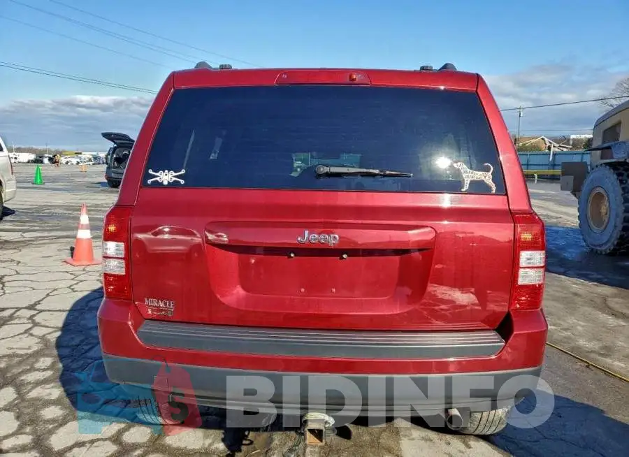 1C4NJPBBXGD777525 Photo# 6