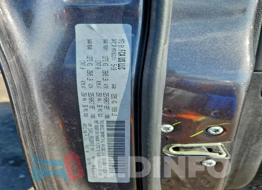 1C4PJLLB5KD207019 Photo# 12