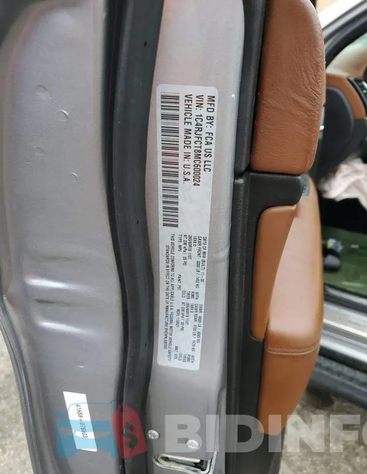 1C4RJFCT8MC600024 Photo# 13