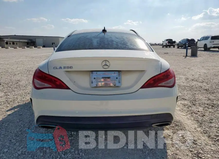 WDDSJ4EB4JN542767 Photo# 6