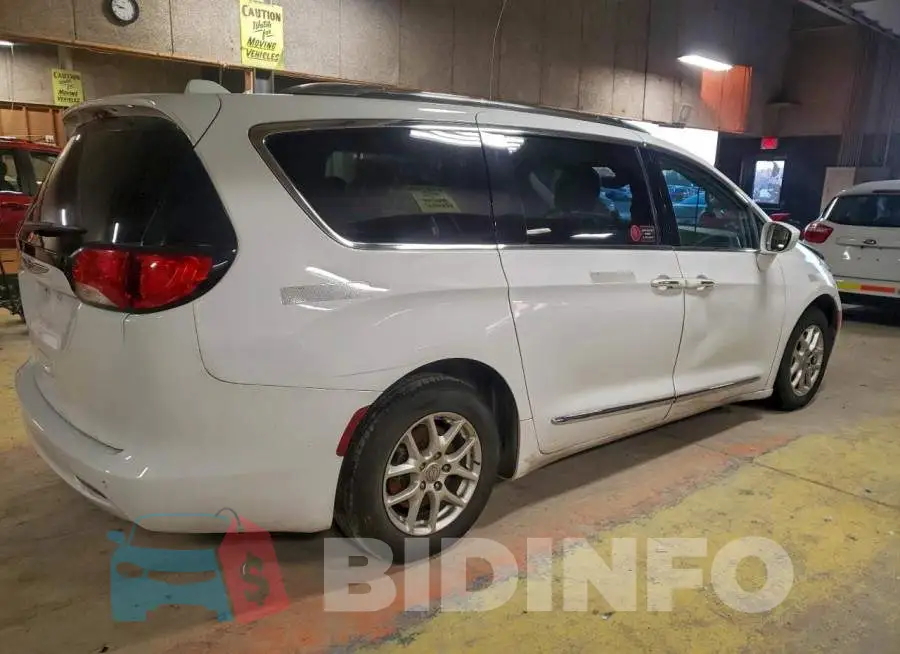 2C4RC1BG4LR272690 Photo# 3