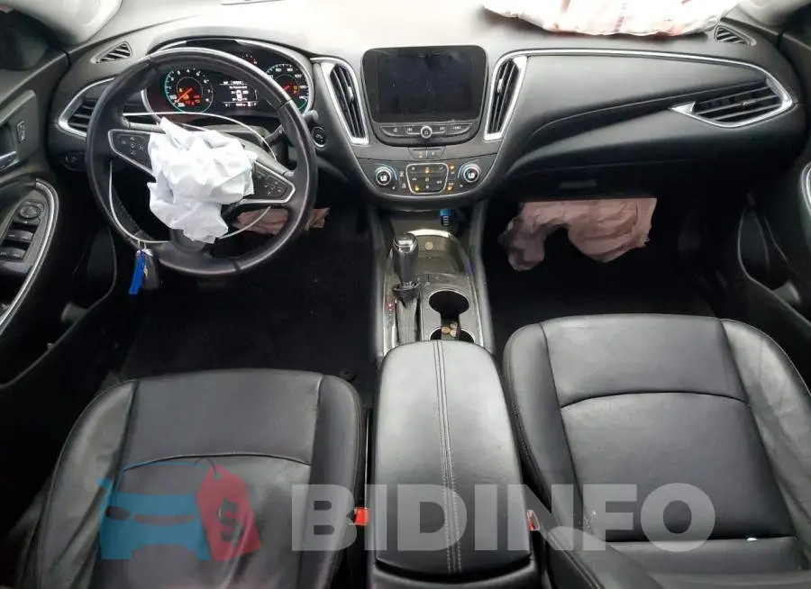 1G1ZD5ST2LF136981 Photo# 8