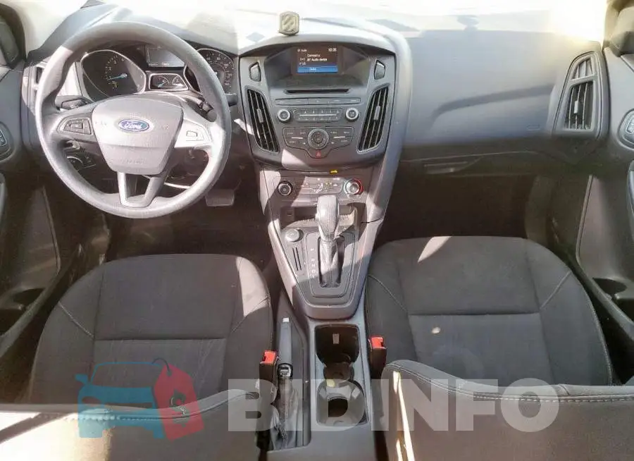 1FADP3E26HL276627 Photo# 8
