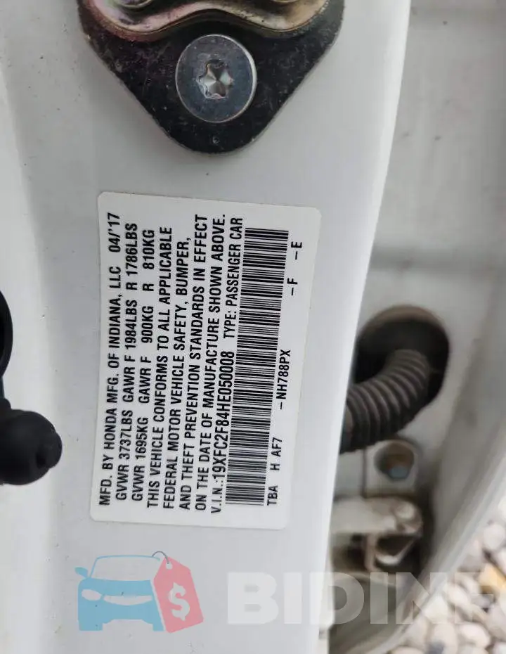 19XFC2F84HE050008 Photo# 12