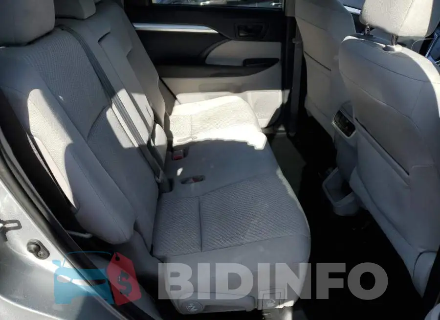 5TDBZRFH9JS874894 Photo# 11