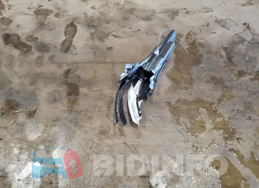 NMTKHMBX1MR123052 Photo# 12