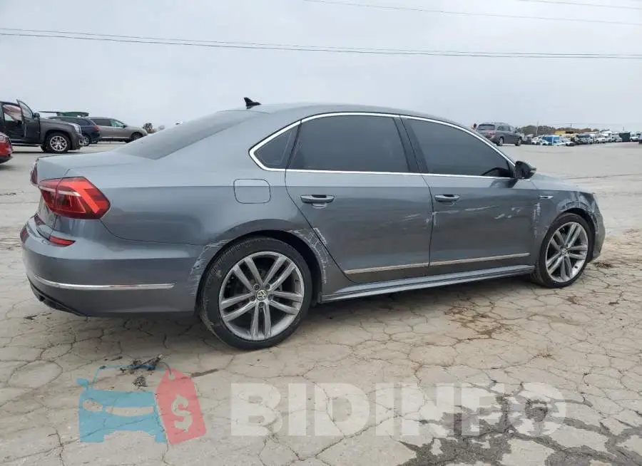 1VWDT7A39HC046668 Photo# 3