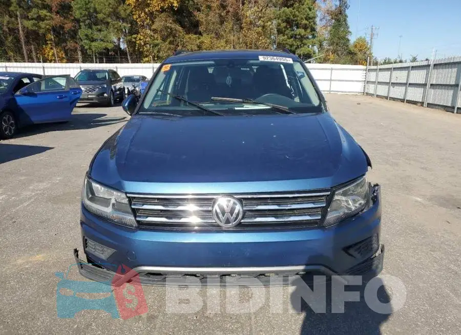 3VV3B7AX2LM115732 Photo# 5