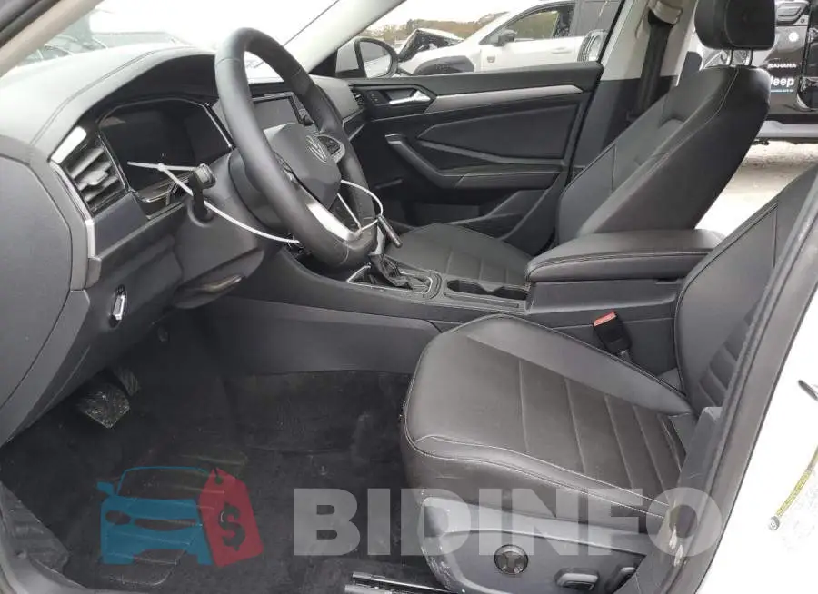 3VW7M7BUXRM012420 Photo# 7