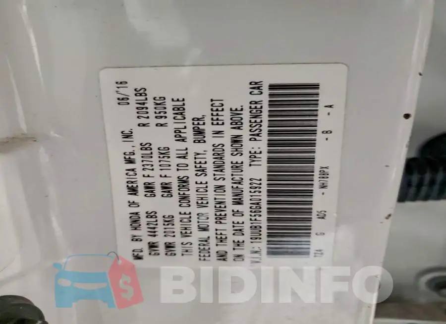19UUB1F56GA015922 Photo# 12