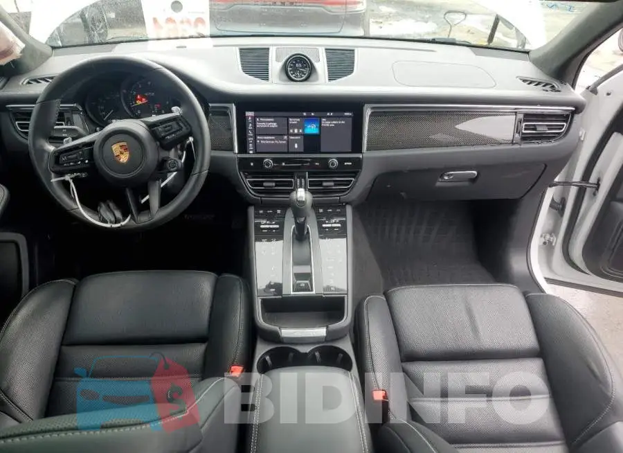 WP1AF2A52NLB30083 Photo# 8