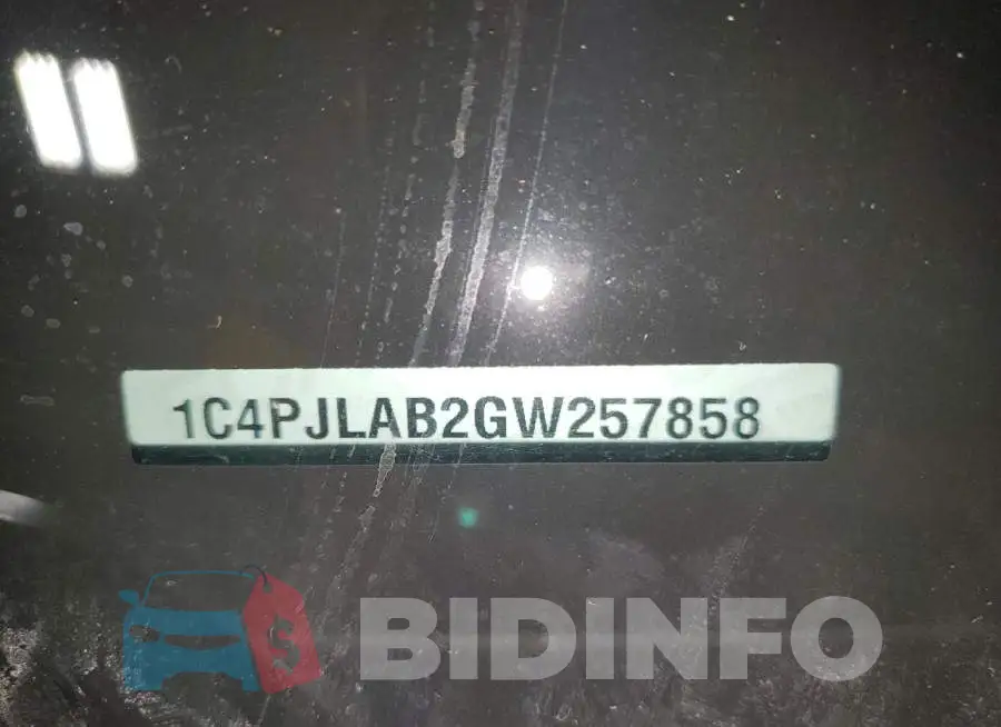 1C4PJLAB2GW257858 Photo# 14