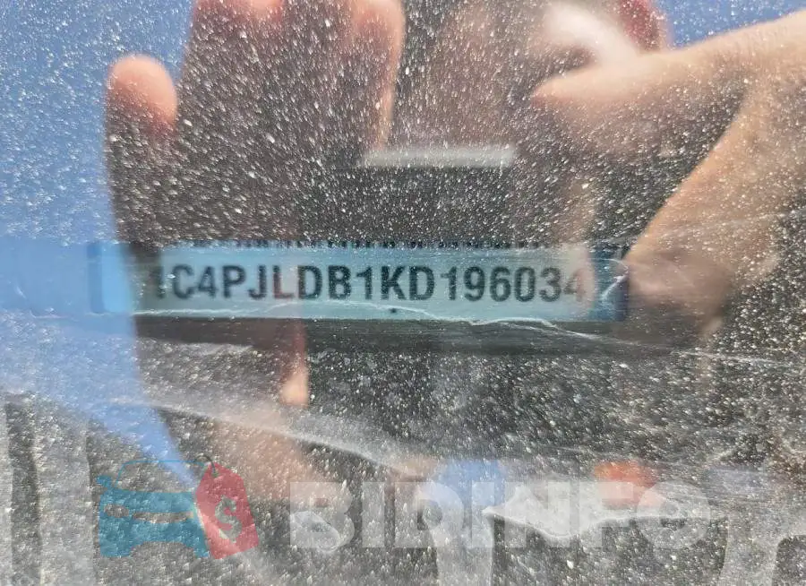 1C4PJLDB1KD196034 Photo# 12