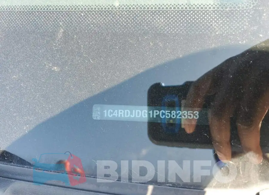 1C4RDJDG1PC582353 Photo# 13
