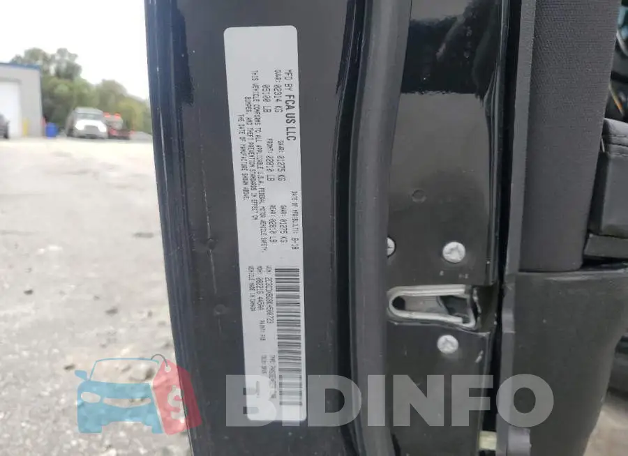 2C3CDXBG8KH500723 Photo# 12