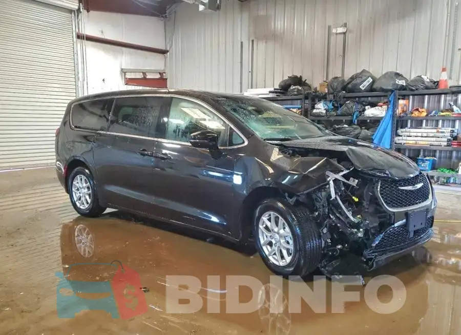 2C4RC1BG2TR175505 Photo# 4