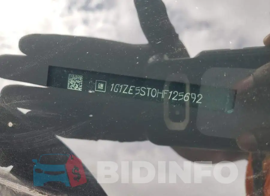 1G1ZE5ST0HF125692 Photo# 12