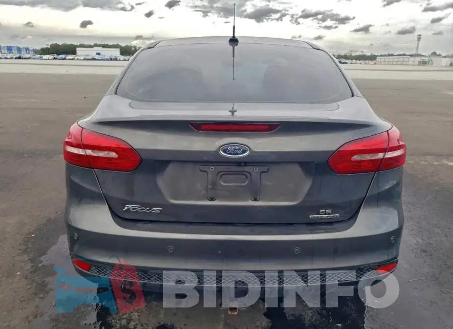 1FADP3F26GL301474 Photo# 6