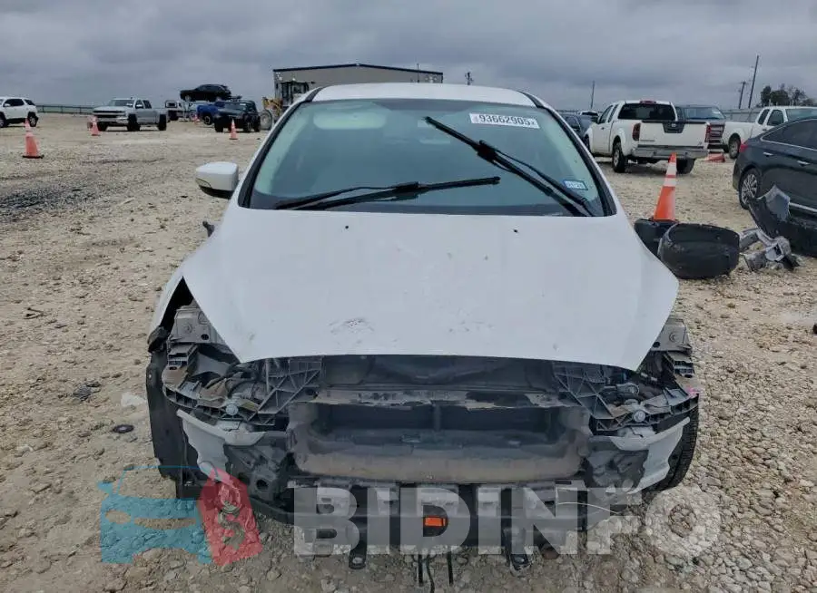 1FADP3N25GL326030 Photo# 5