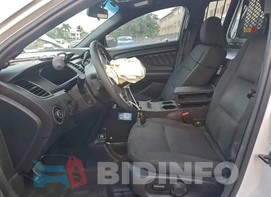 1FAHP2MK6JG127131 Photo# 7