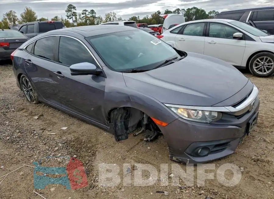 19XFC1F70HE032204 Photo# 4