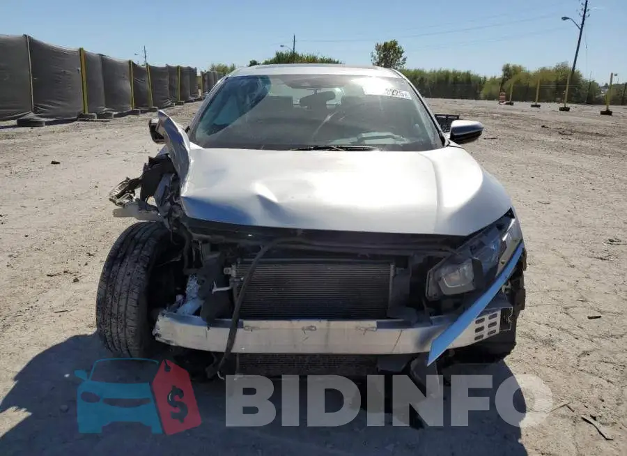 19XFC2F88HE037553 Photo# 5