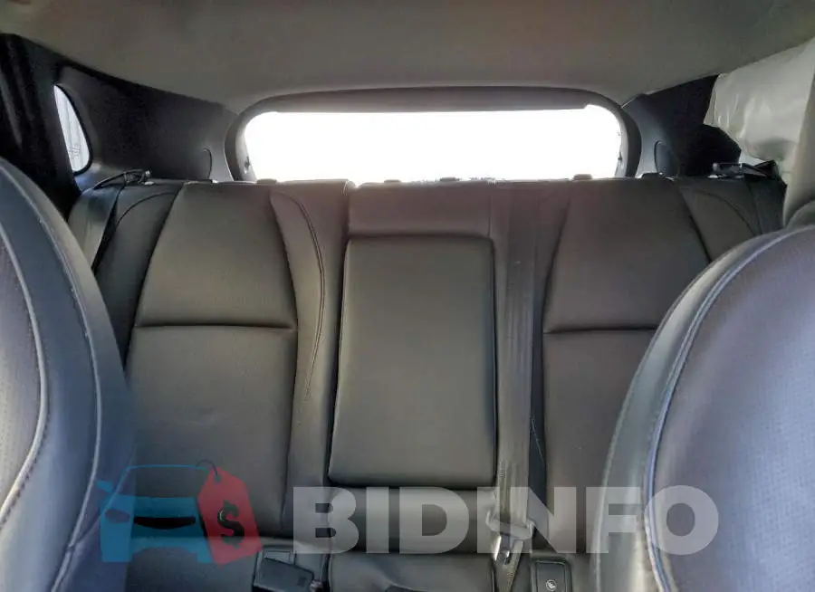 3MVDMBDL4MM209443 Photo# 10