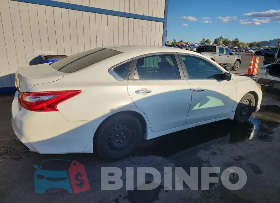 1N4AL3AP2HN339422 Photo# 3