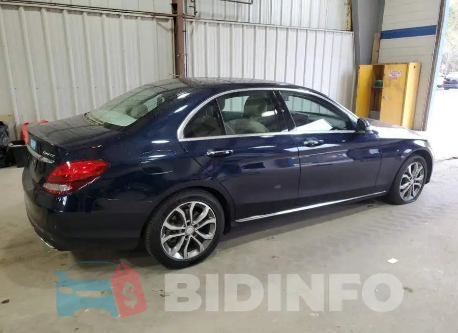 55SWF4KBXGU120896 Photo# 3