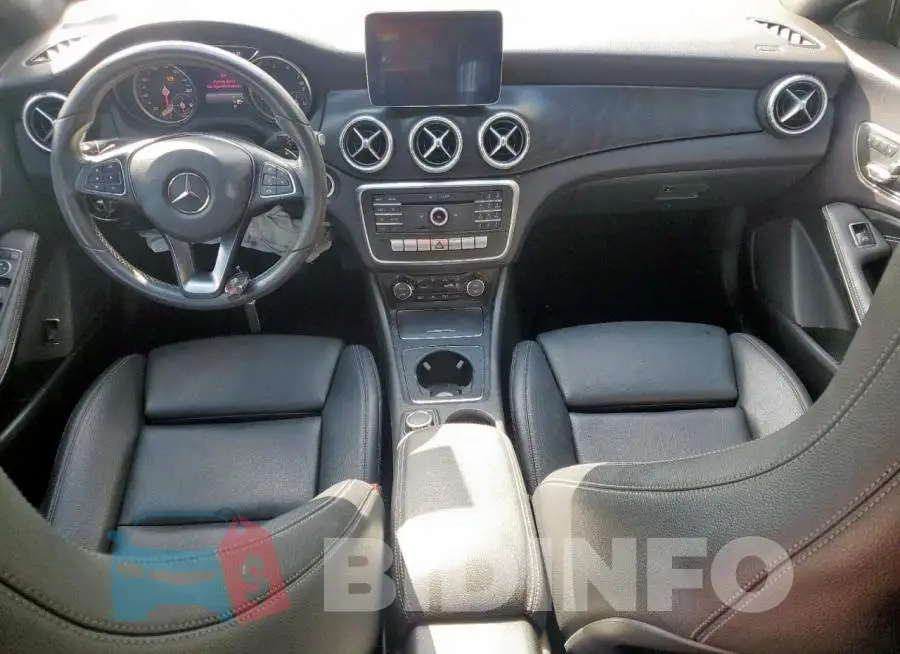 WDDSJ4EB3JN533882 Photo# 8
