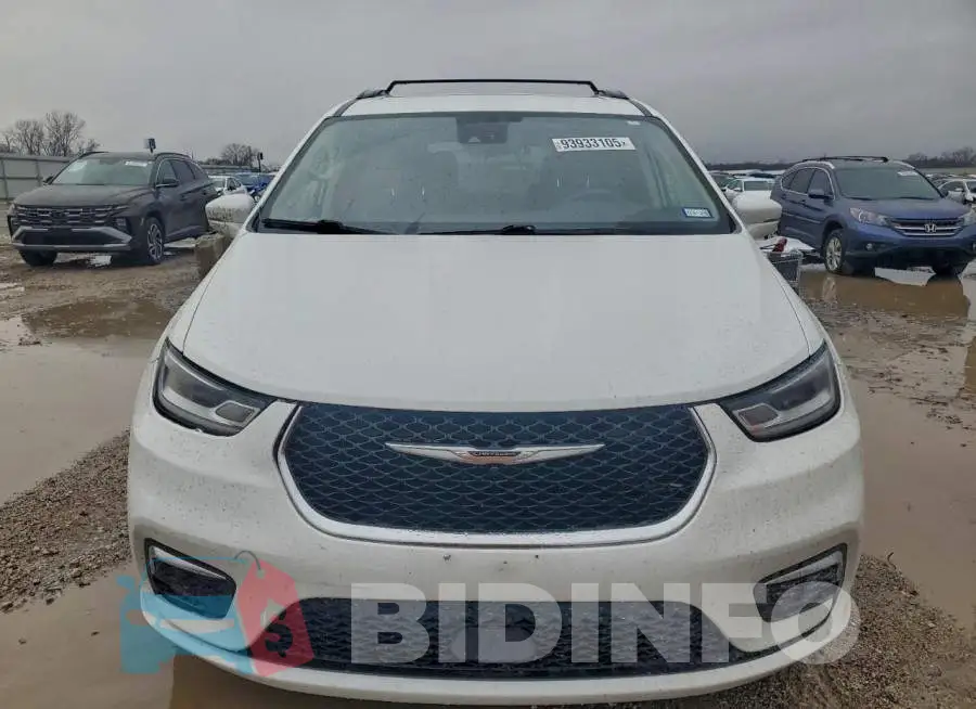 2C4RC1BG2NR215245 Photo# 5