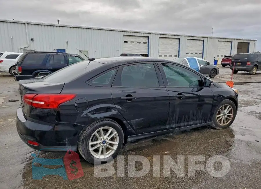 1FADP3F28HL257379 Photo# 3