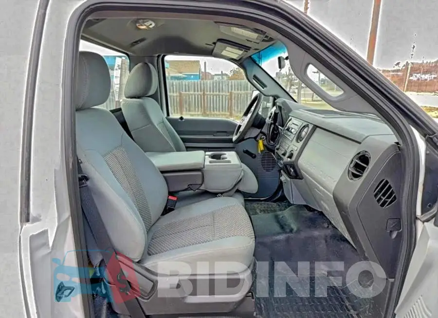 1FDRF3G67GEA81749 Photo# 5