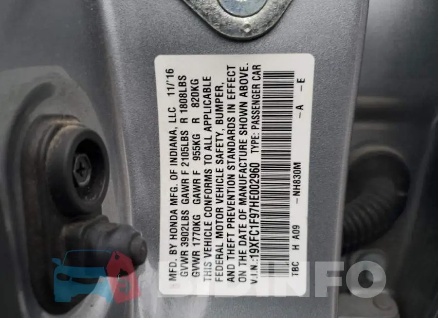 19XFC1F97HE002960 Photo# 12
