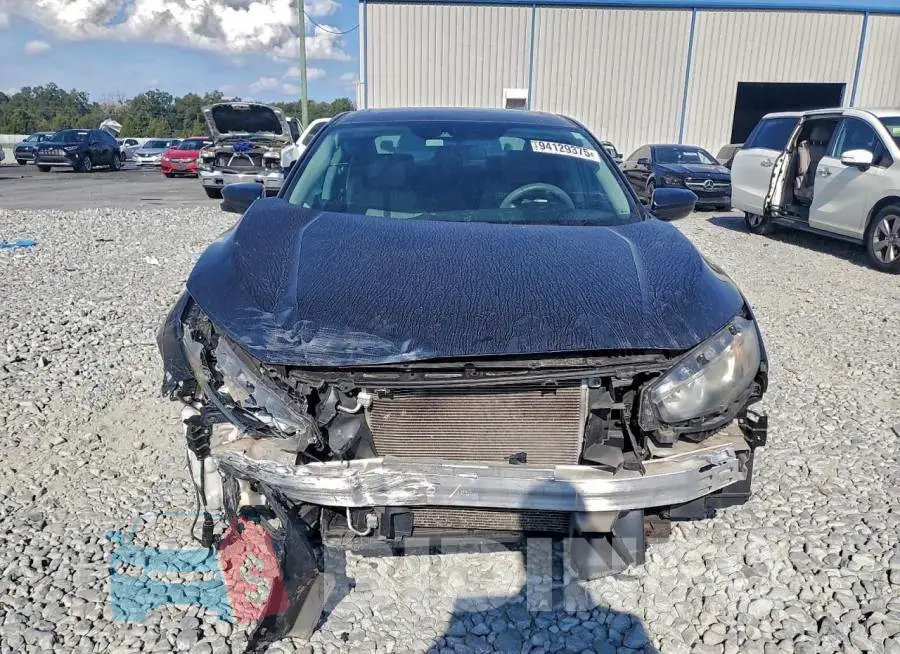 19XFC2F89HE047895 Photo# 5