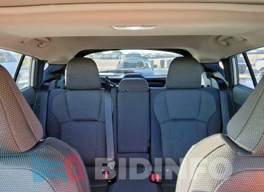 JF2GUADC8RH269974 Photo# 10