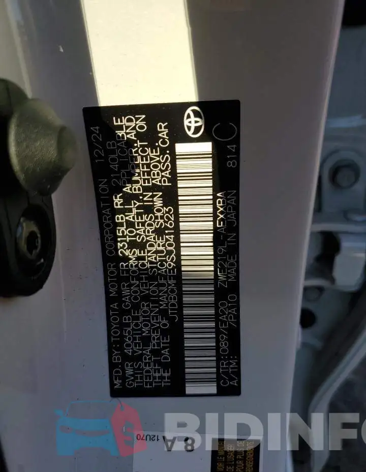 JTDBCMFE9SJ041623 Photo# 12