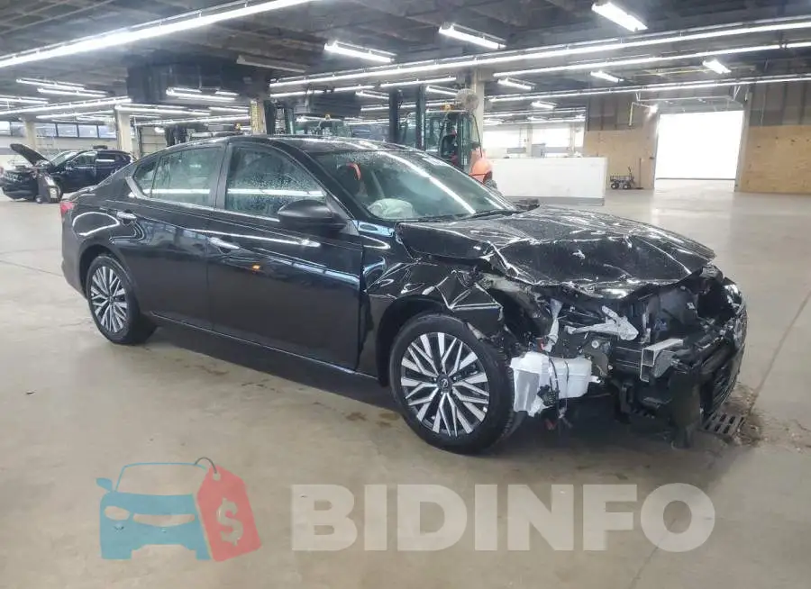1N4BL4DV6SN384763 Photo# 4