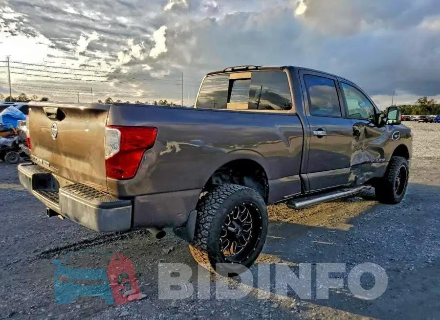 1N6AA1F17HN504189 Photo# 4