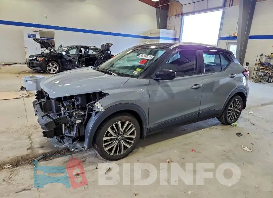 3N1CP5CVXML481352 Photo# 1