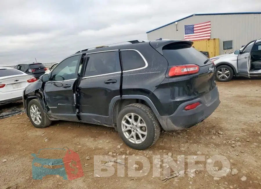 1C4PJLCB1JD572750 Photo# 2
