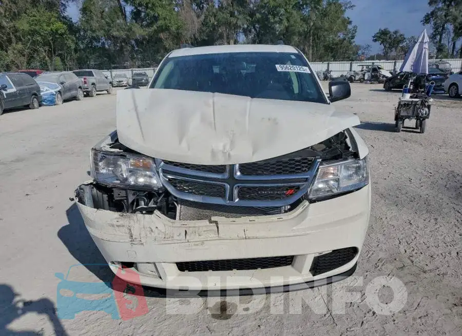 3C4PDCAB6LT219282 Photo# 5