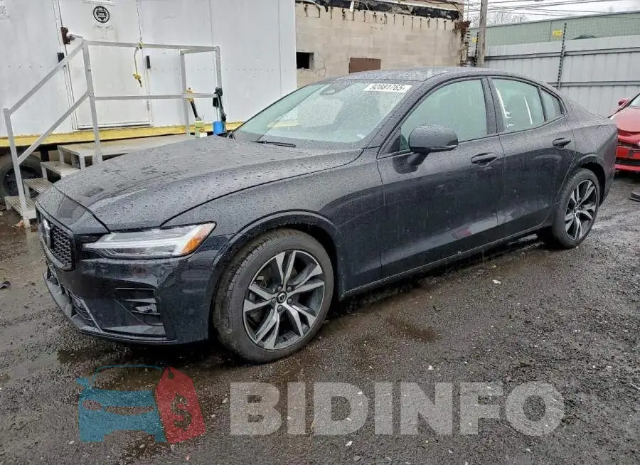 7JRL12FK3RG326850 Photo# 1