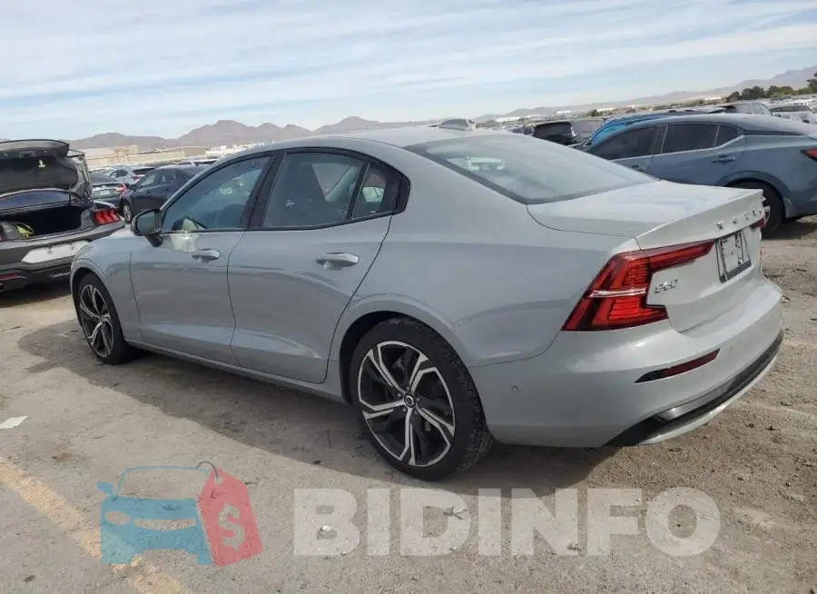 7JRL12FL9RG280997 Photo# 2
